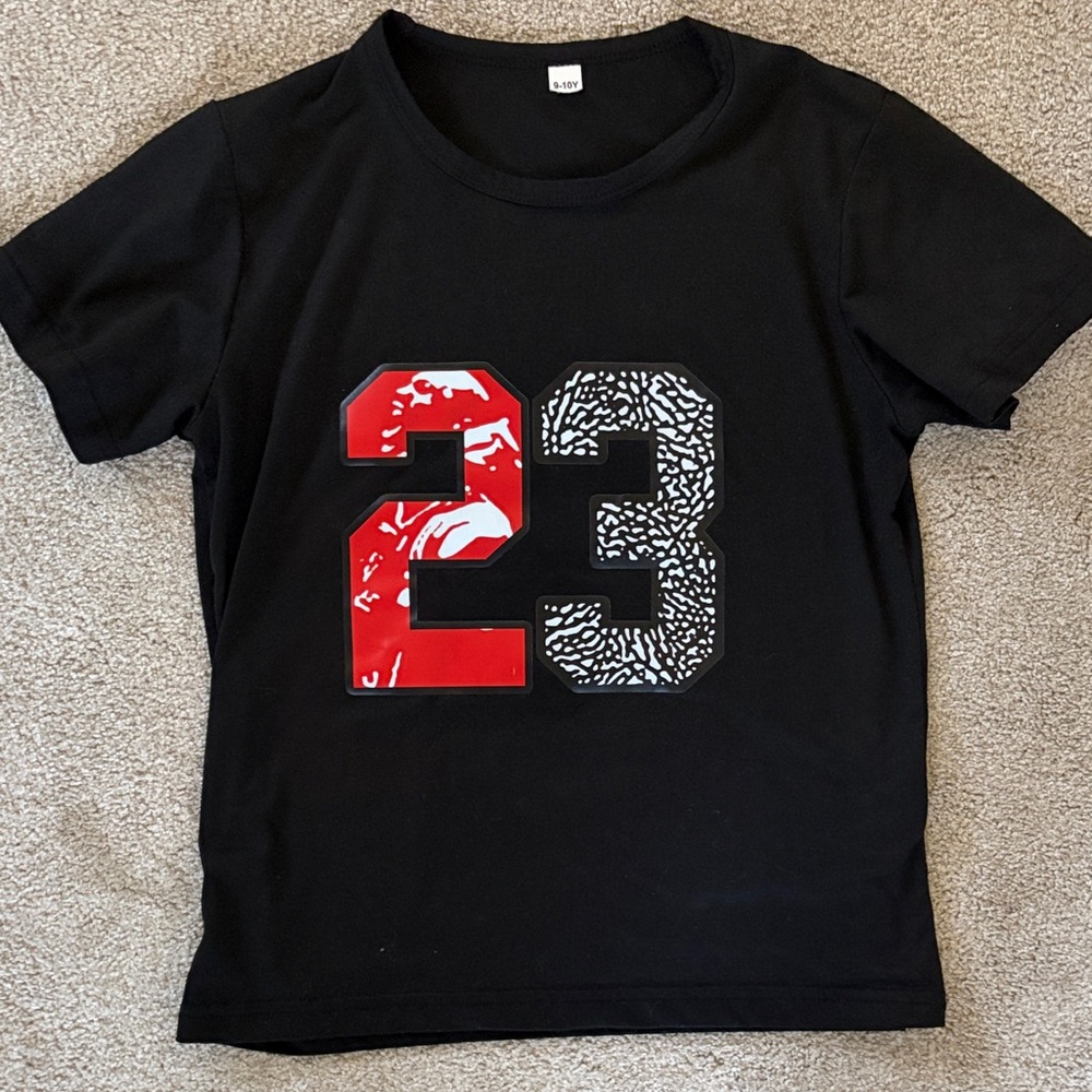 Kids T-Shirt with “23” Graphic M